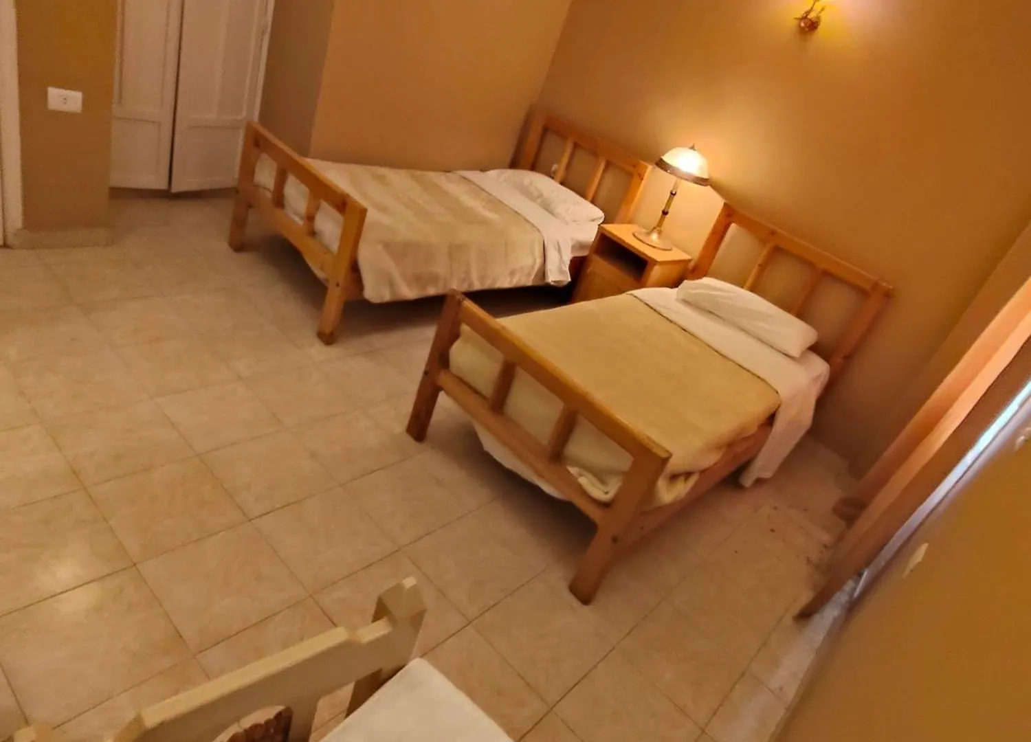 Kr Hotel Luksor