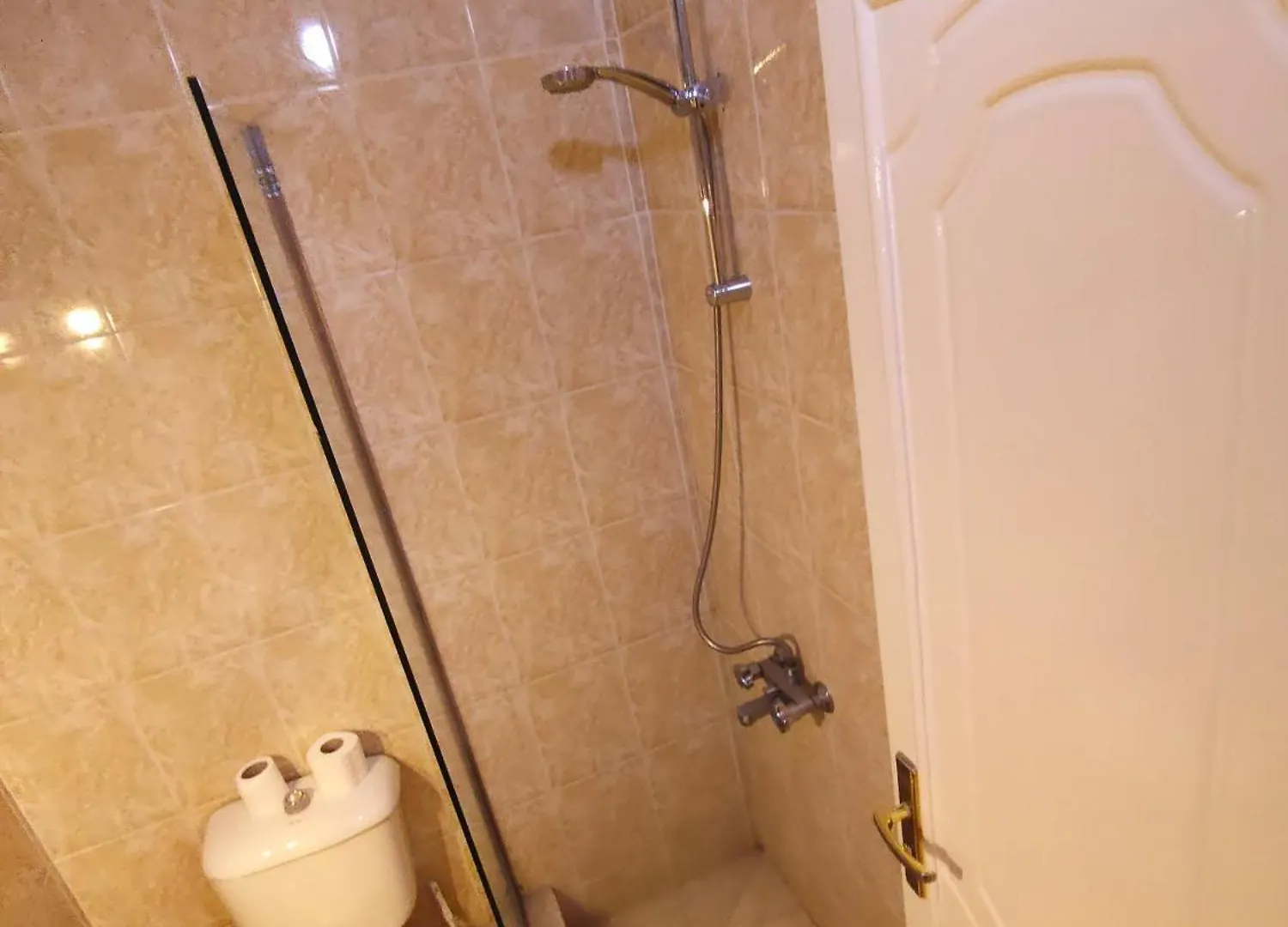 Kr Hotel Luksor